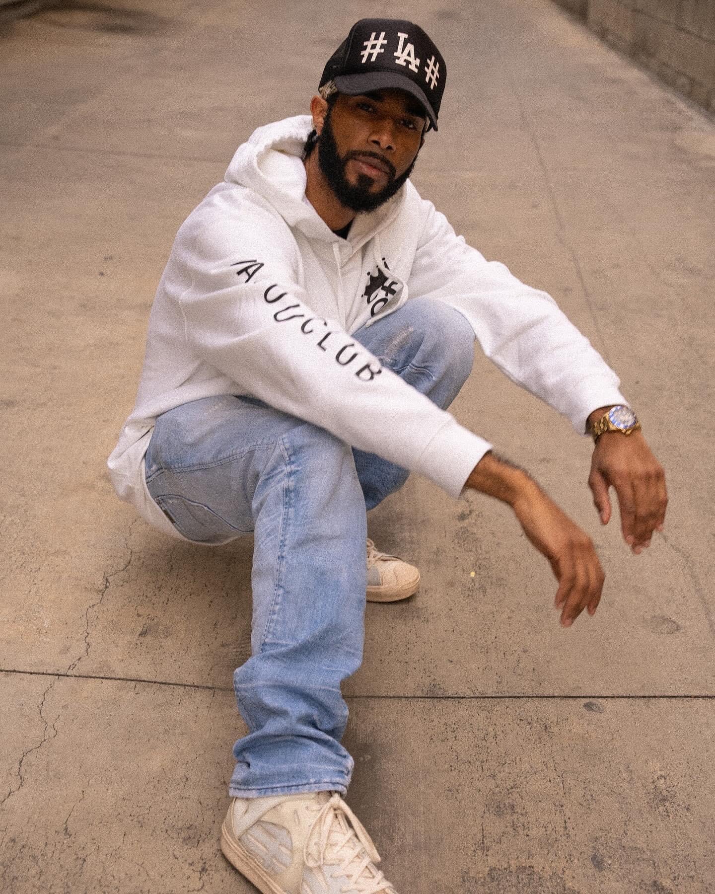 SNOW WHITE "FAME" HOODIE